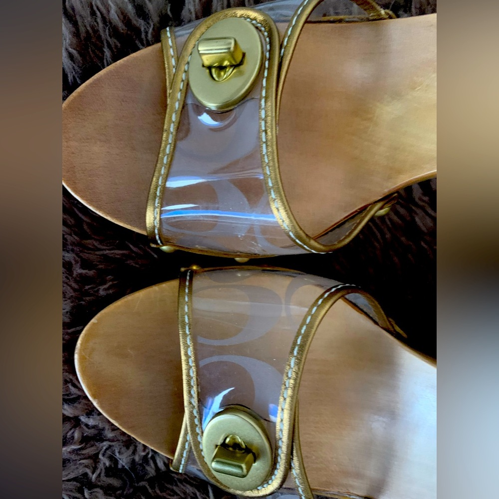 Authentic Coach heel sandals 7.5 NEW